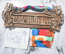 Load image into Gallery viewer, Kid artwork Display