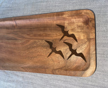 Load image into Gallery viewer, Iwa Birds Acacia Platter
